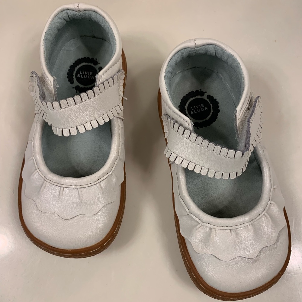 Live and Luca size 7 cream ruche